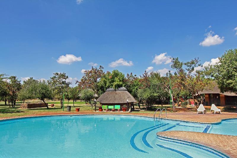 Monateng Safari Lodge Wallmannstal Buitenkant foto